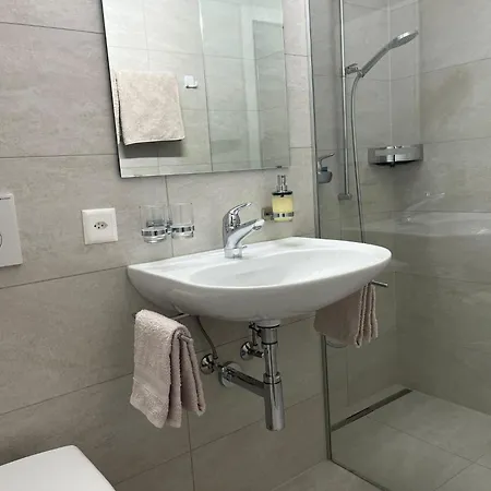 Appartement Haus Azur Studio Nr- 2 By Interhome